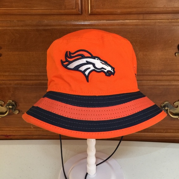 ▫️Denver Broncos New Era Orange Bucket Hat - Picture 2 of 12